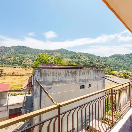 Da Lorenzo Alcantara Appartement Gaggi